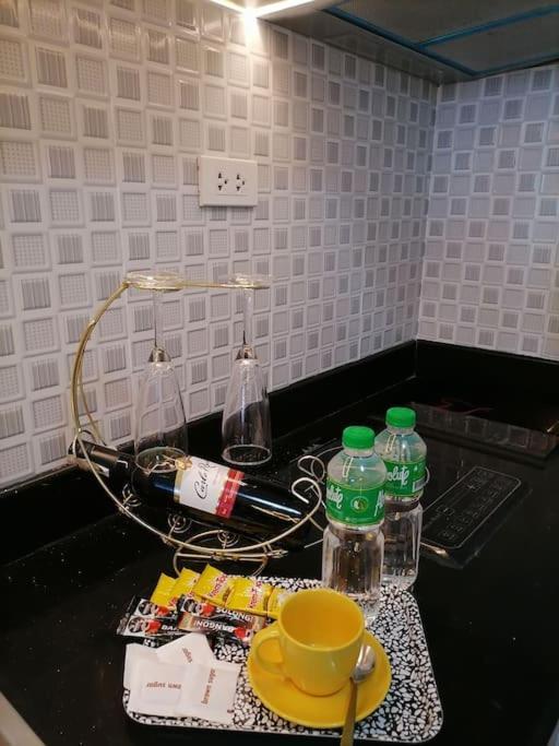 Cozy Studio Unit At Sun Residences Quezon City Extérieur photo